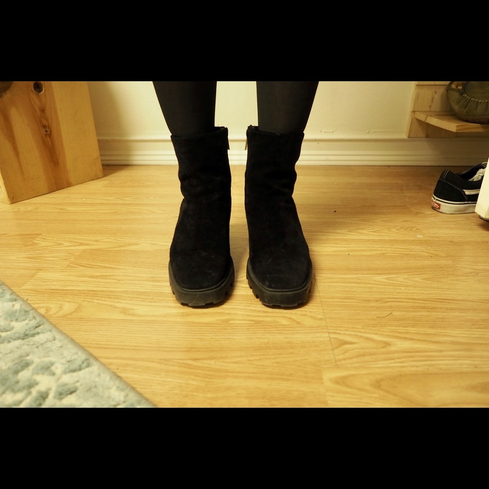Jimmy Choo Cruz Flat Bootie QS0 - 202 - Picture 4 of 8